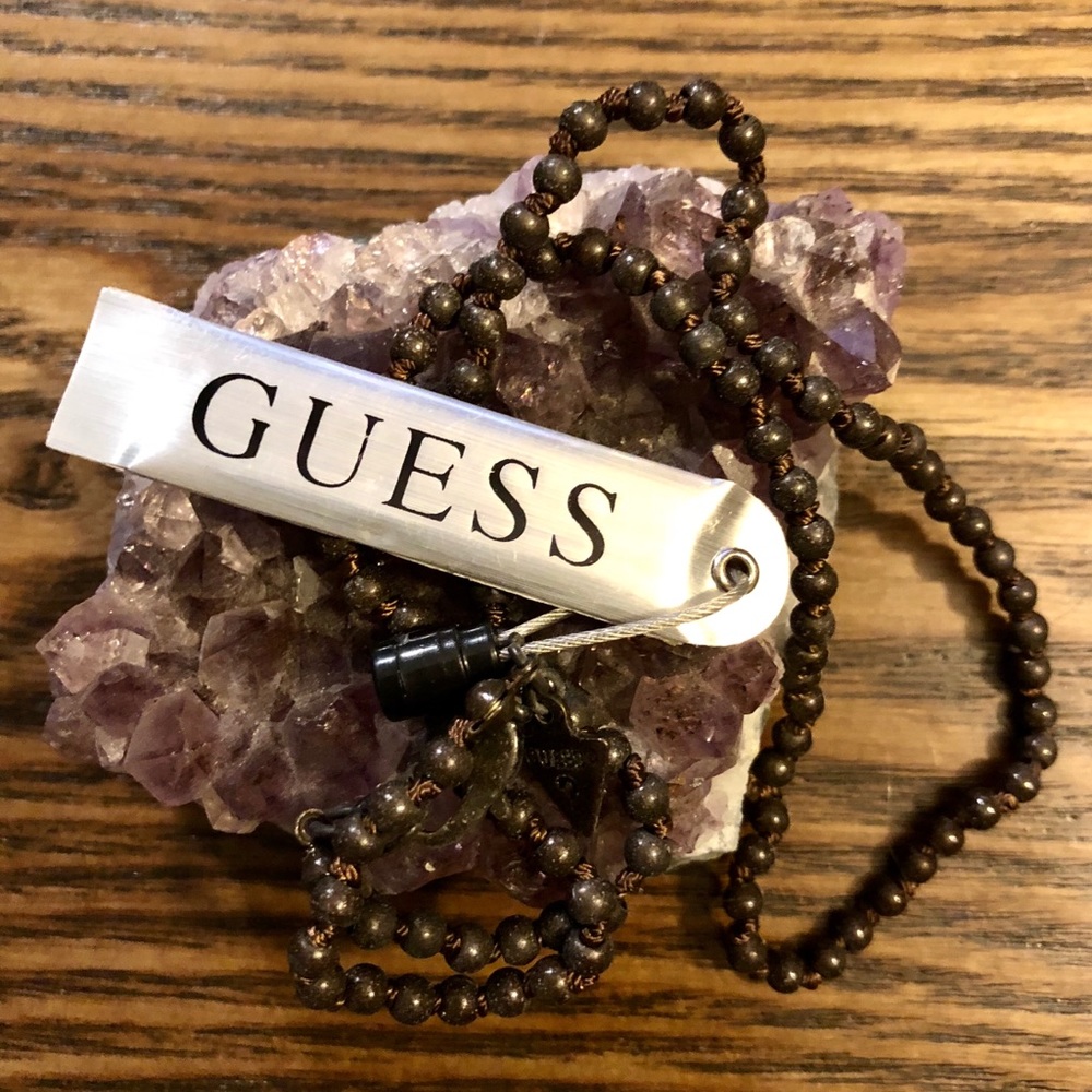 NWT GUESS gorgeous necklace
